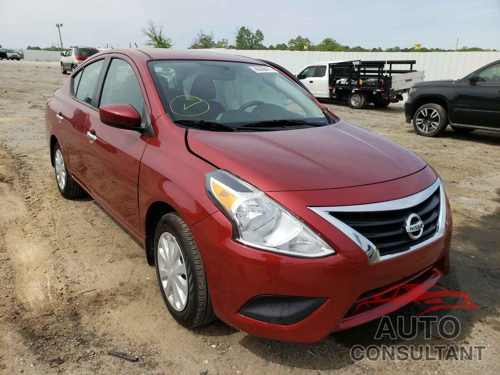 NISSAN VERSA 2017 - 3N1CN7AP8HL821562