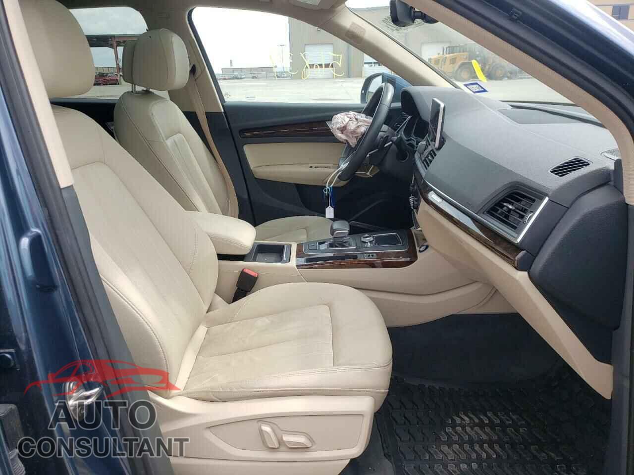 AUDI Q5 2018 - WA1BNAFY4J2013301
