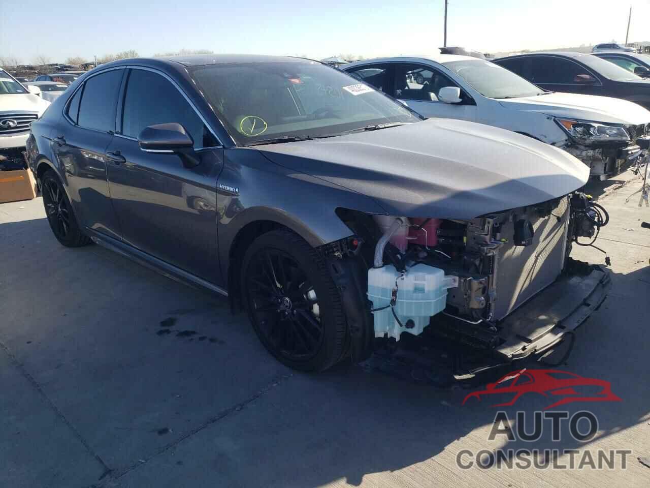 TOYOTA CAMRY 2021 - 4T1K31AK4MU565206