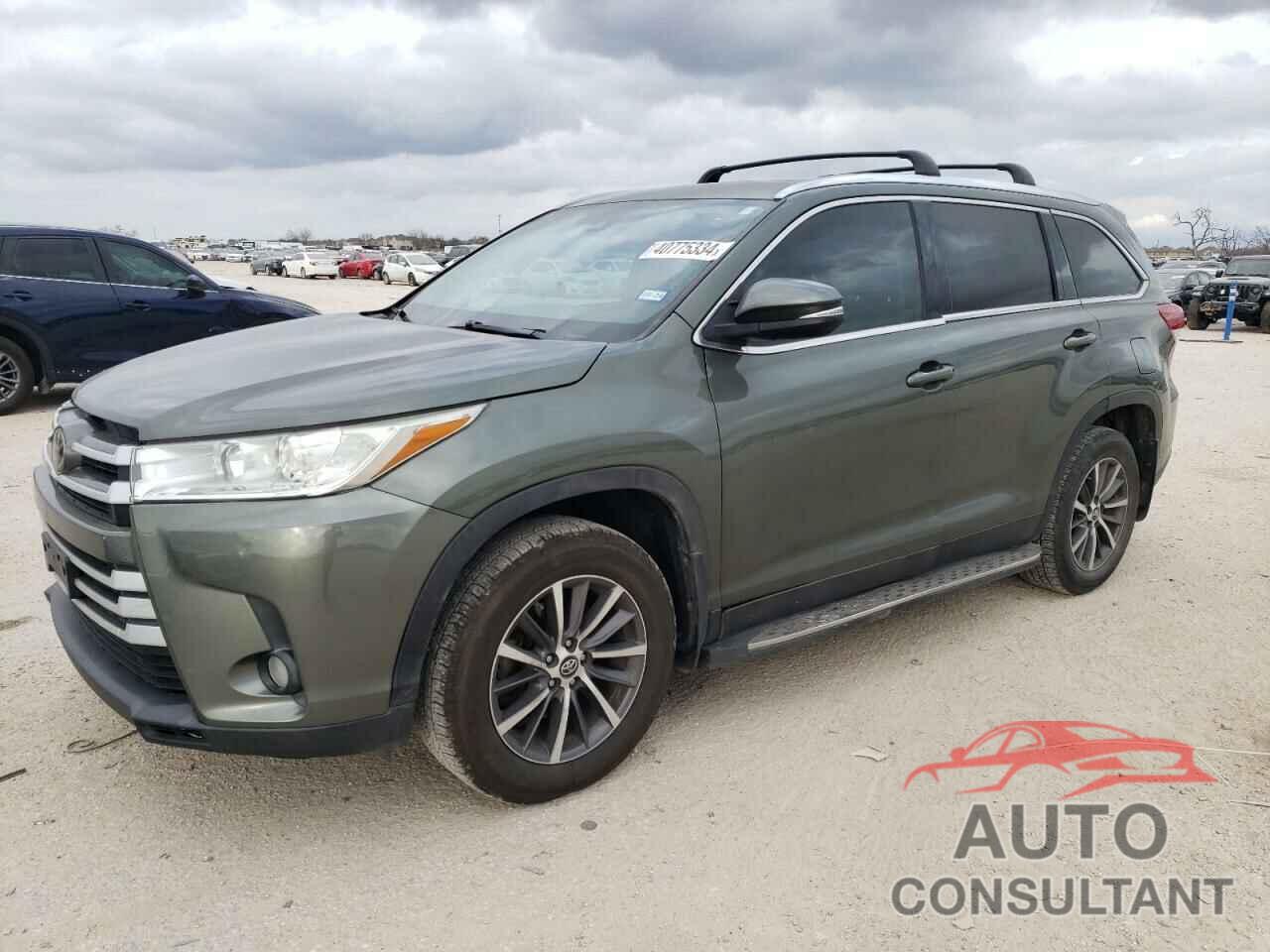 TOYOTA HIGHLANDER 2019 - 5TDKZRFH1KS332142