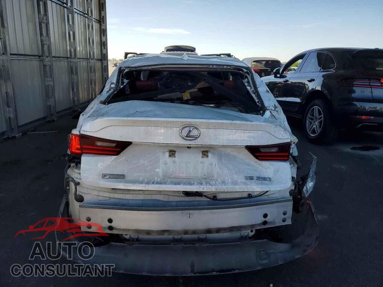 LEXUS IS 2015 - JTHBF1D26F5070511