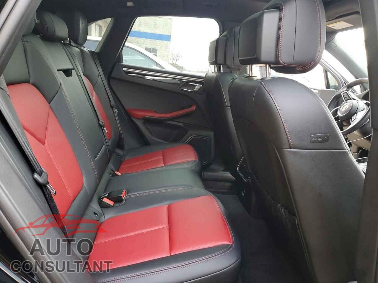 PORSCHE MACAN 2023 - WP1AA2A57PLB04905