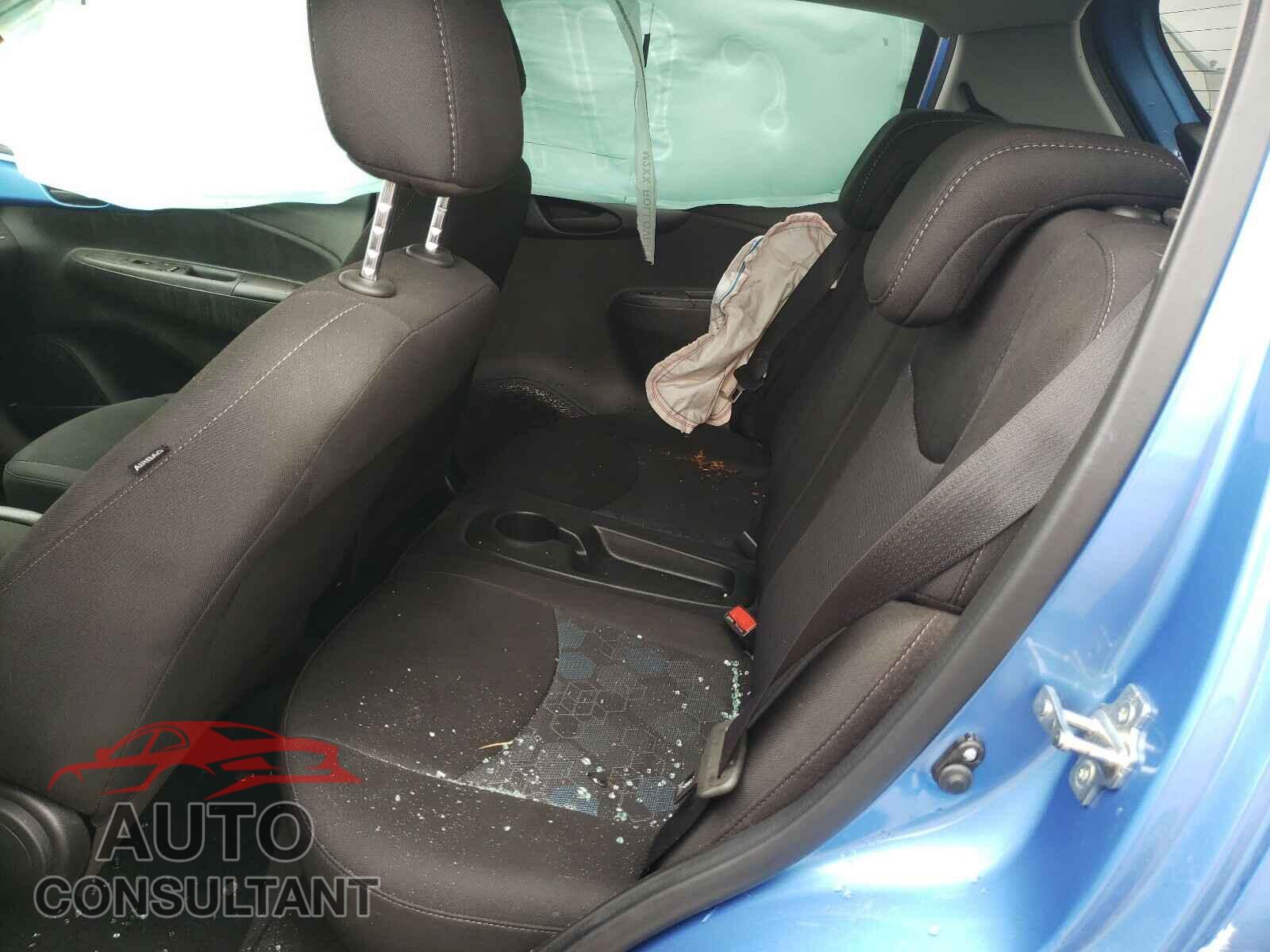 CHEVROLET SPARK 2018 - KL8CD6SA9JC428331