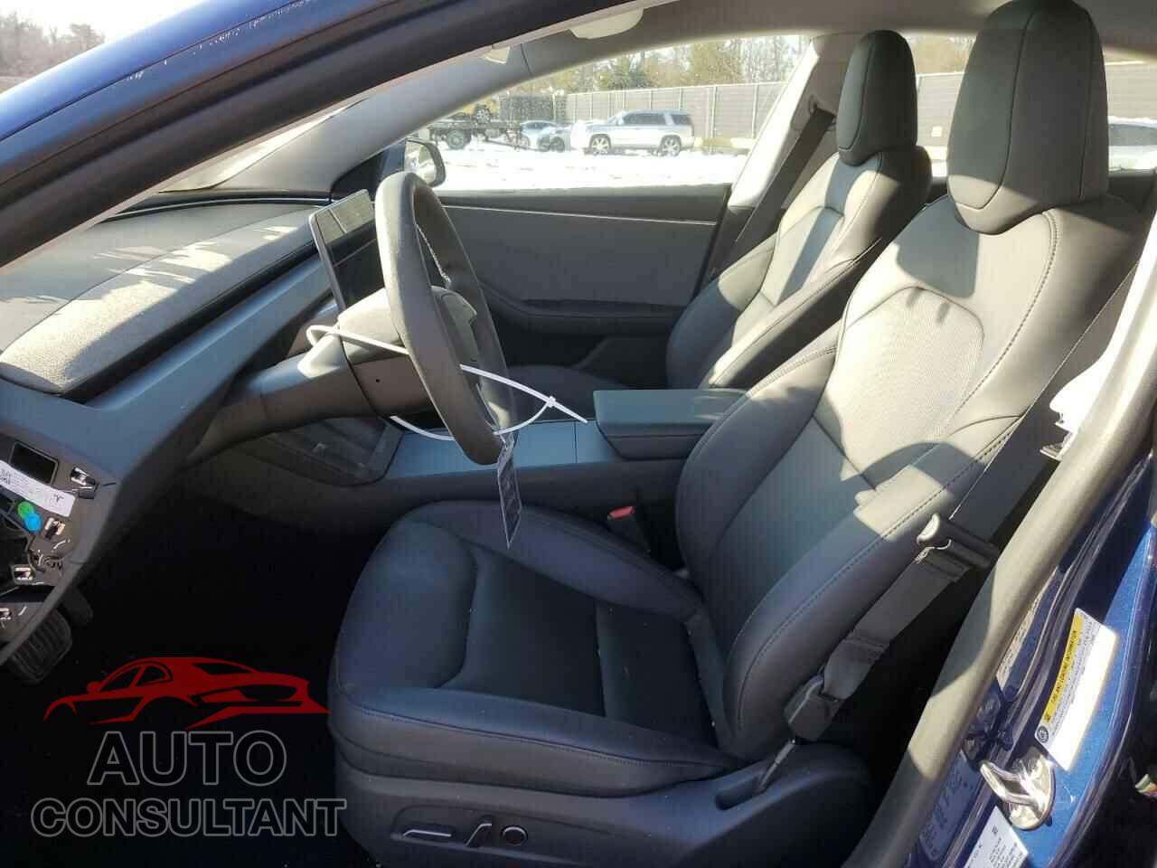 TESLA MODEL 3 2024 - 5YJ3E1EA2RF727841