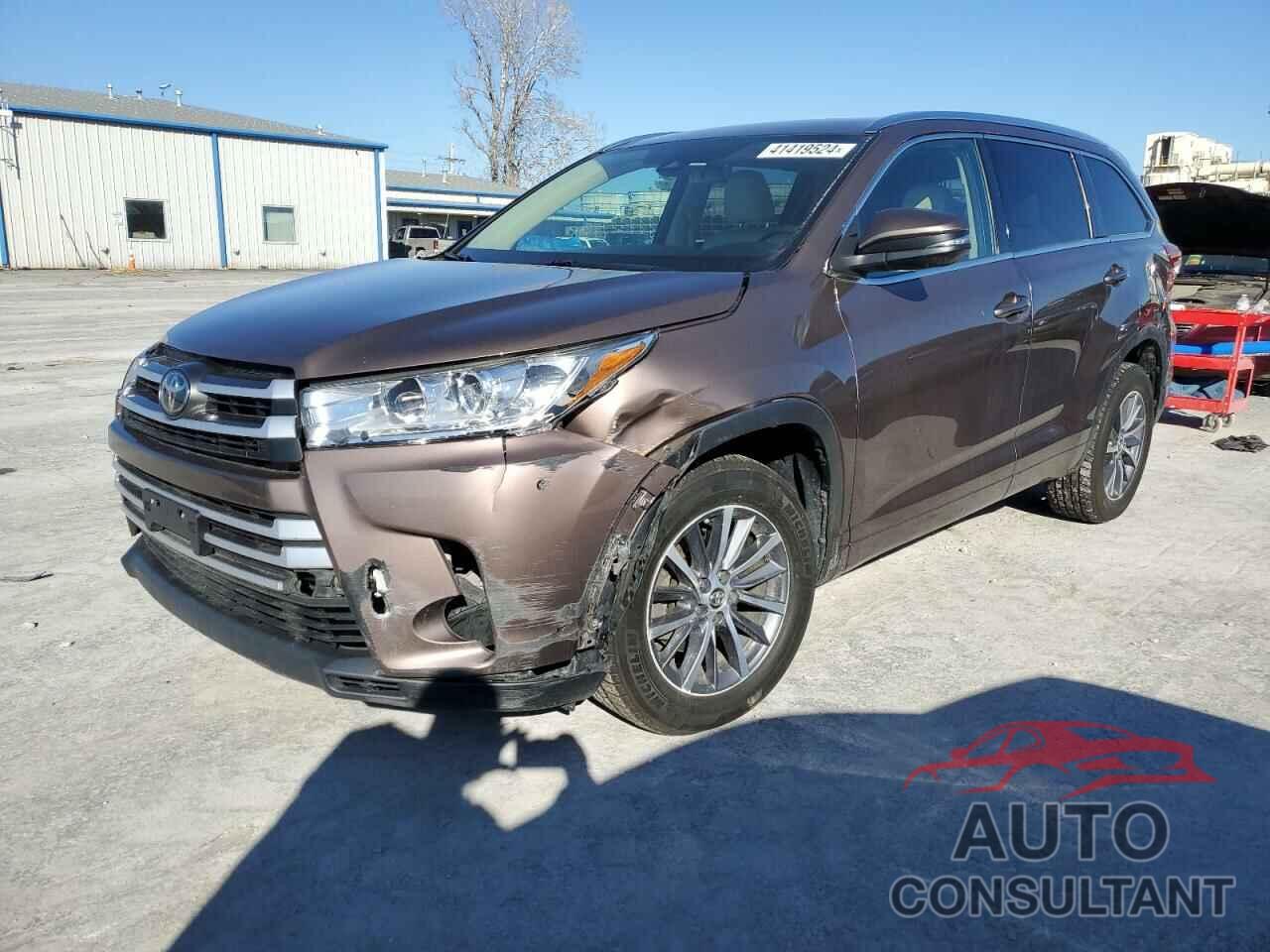 TOYOTA HIGHLANDER 2017 - 5TDKZRFH8HS218227