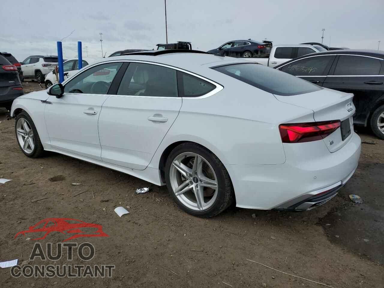 AUDI A5 2021 - WAUFACF54MA034337