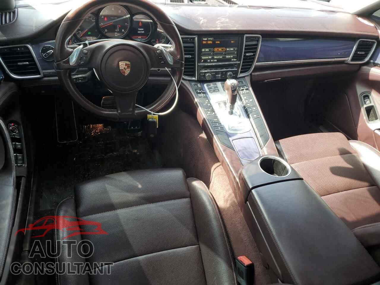PORSCHE PANAMERA 2015 - WP0AA2A72FL001408