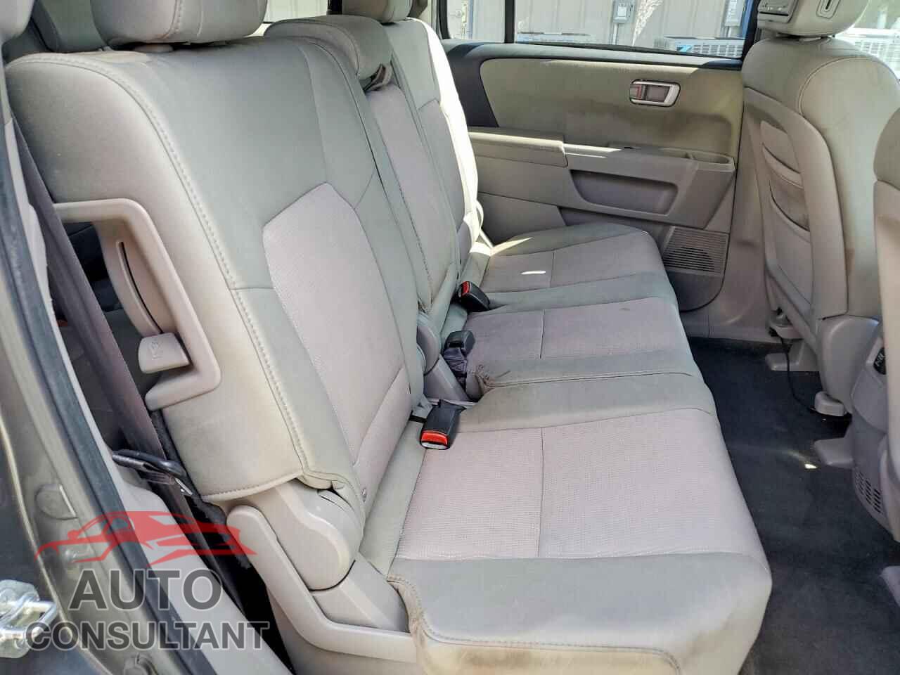 HONDA PILOT 2011 - 5FNYF3H46BB039691