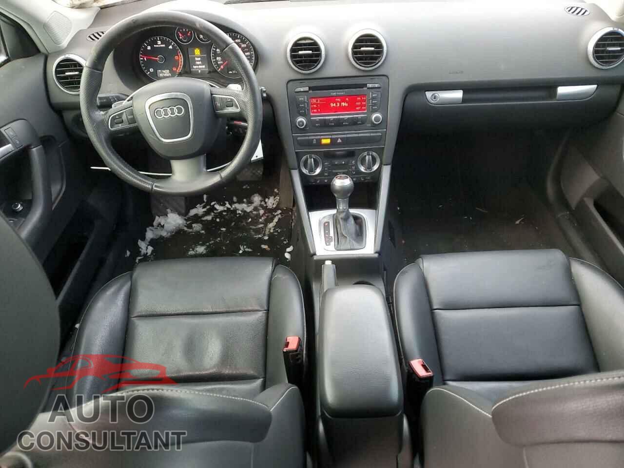 AUDI A3 2013 - WAUKJAFM7DA010057