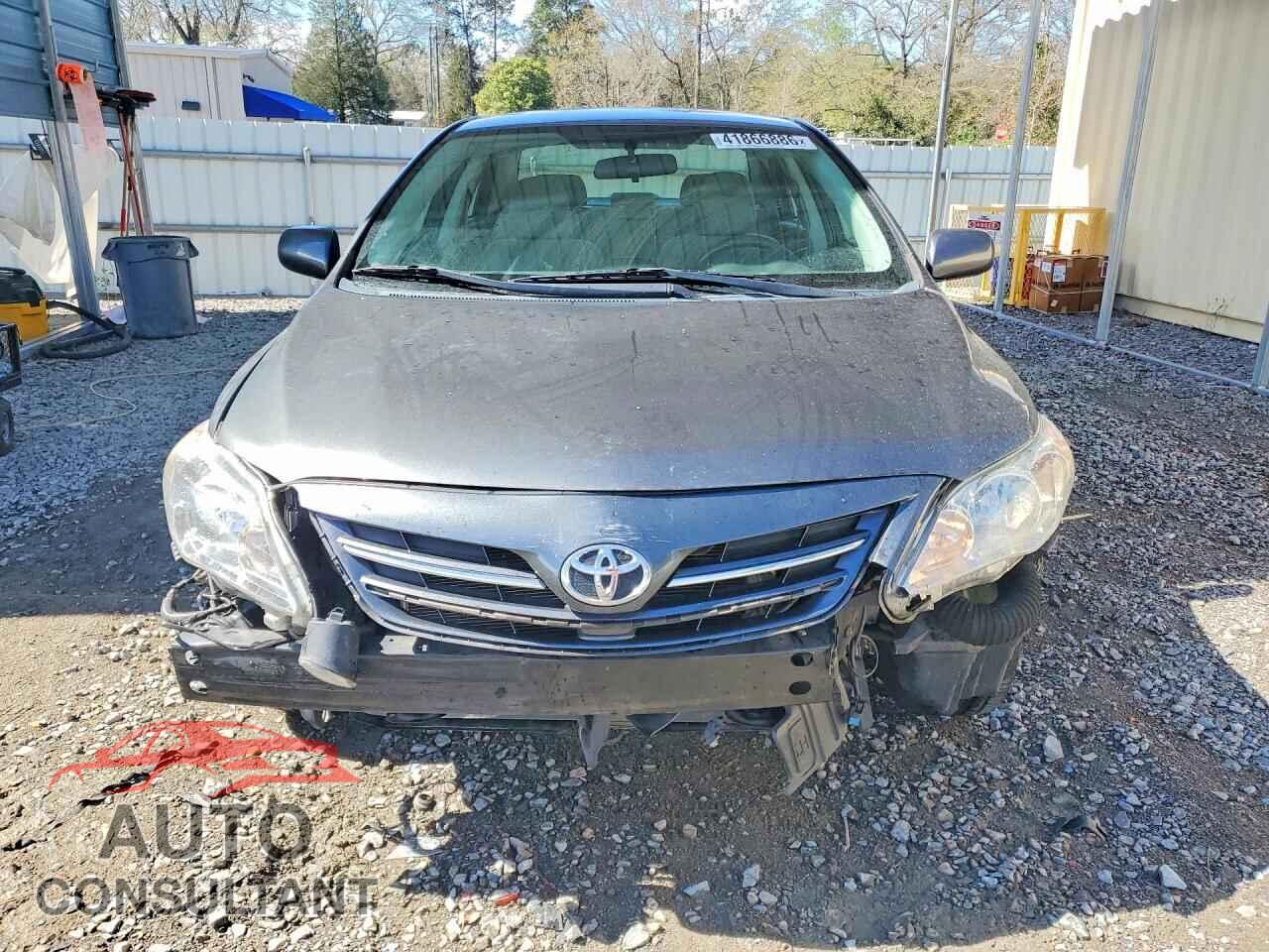 TOYOTA COROLLA 2013 - 2T1BU4EE8DC926280