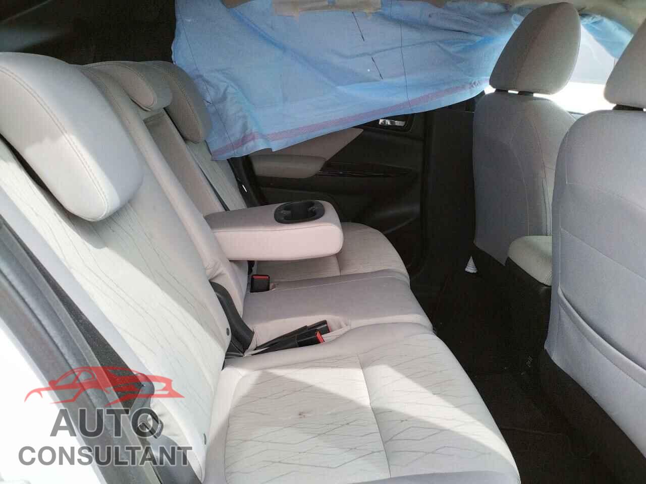 MITSUBISHI ECLIPSE 2018 - JA4AT5AA1JZ039123