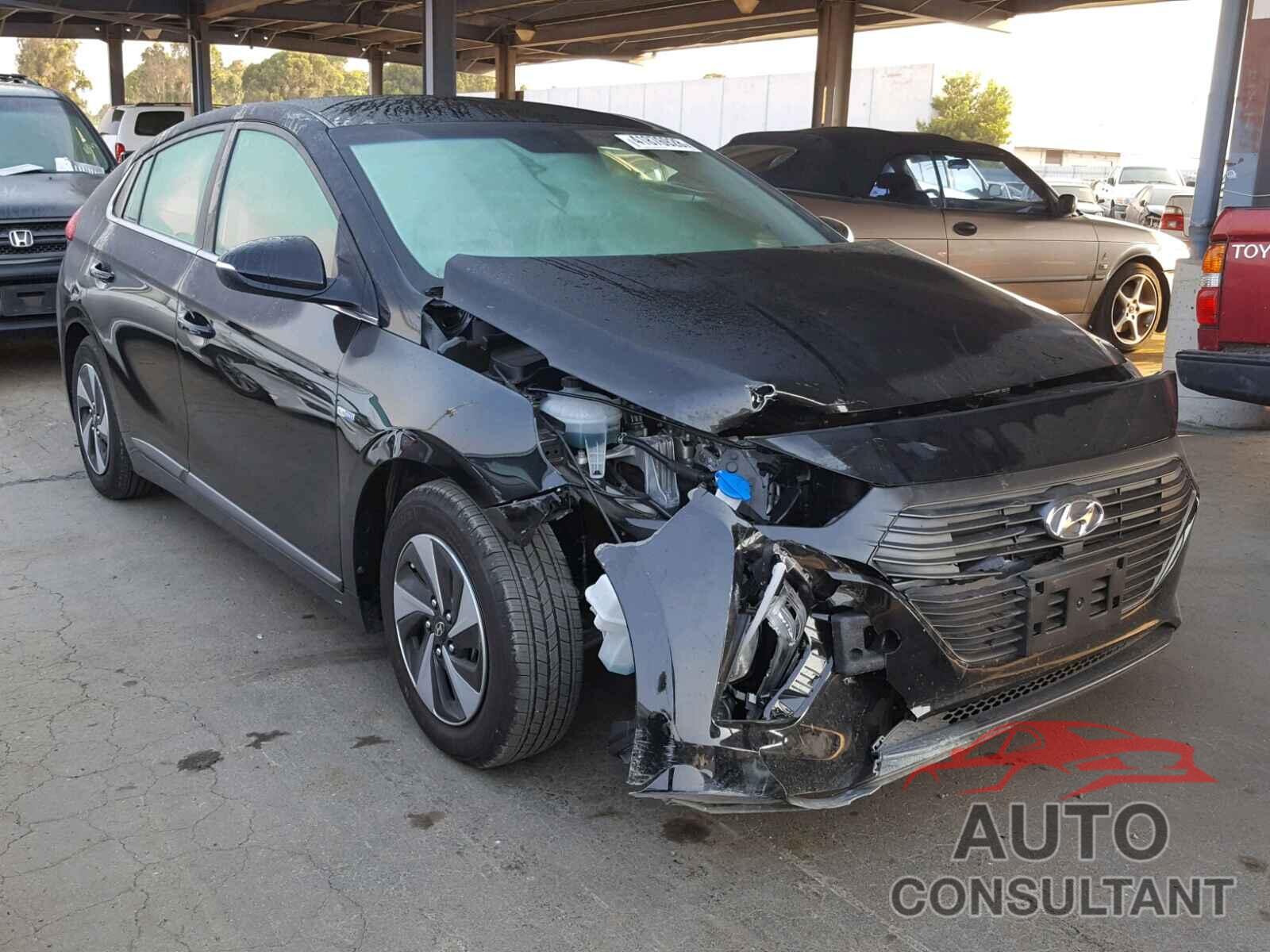 HYUNDAI IONIQ 2018 - KMHC75LC1JU061410