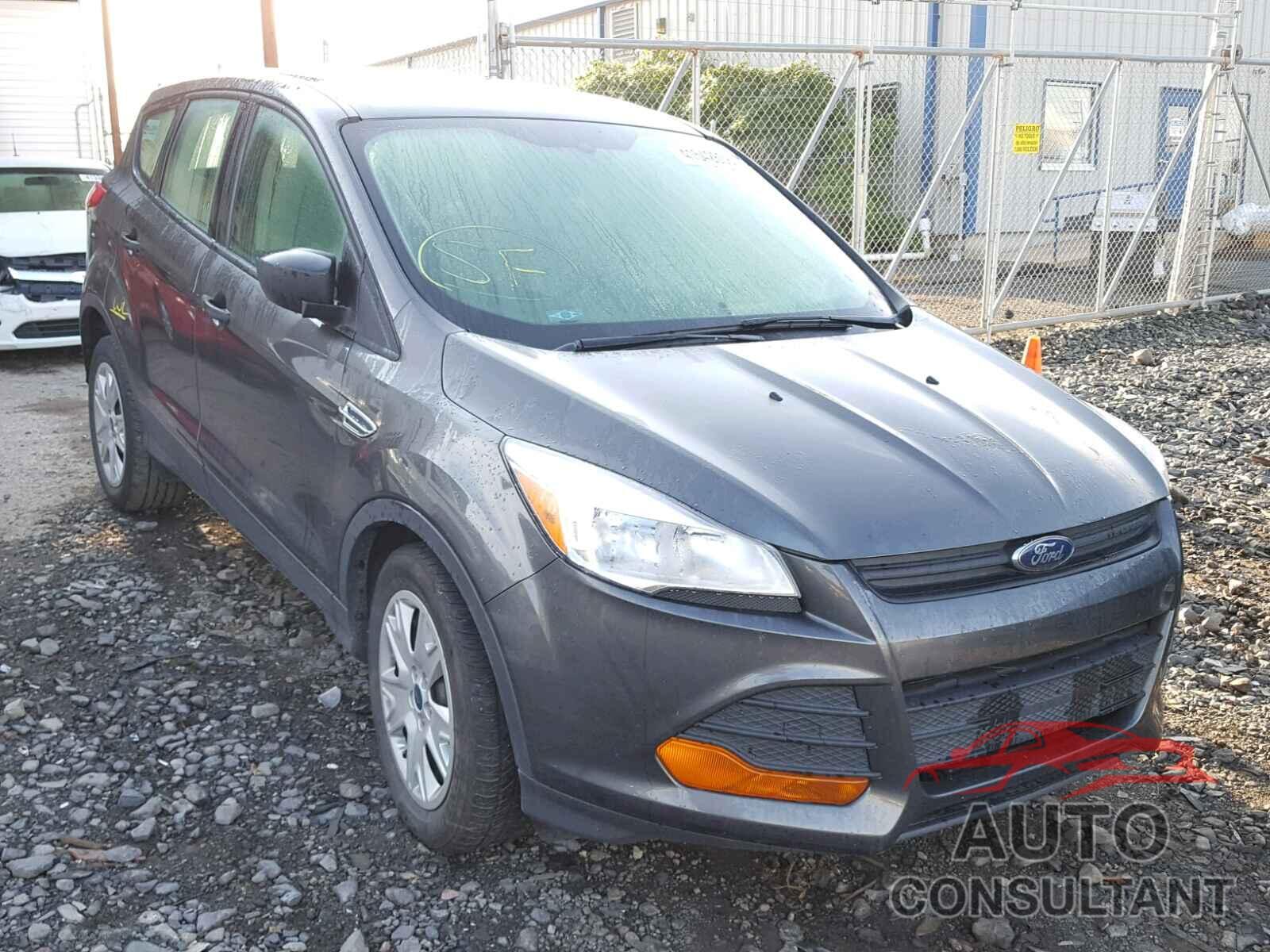 FORD ESCAPE 2015 - 1FMCU0F77FUA21611