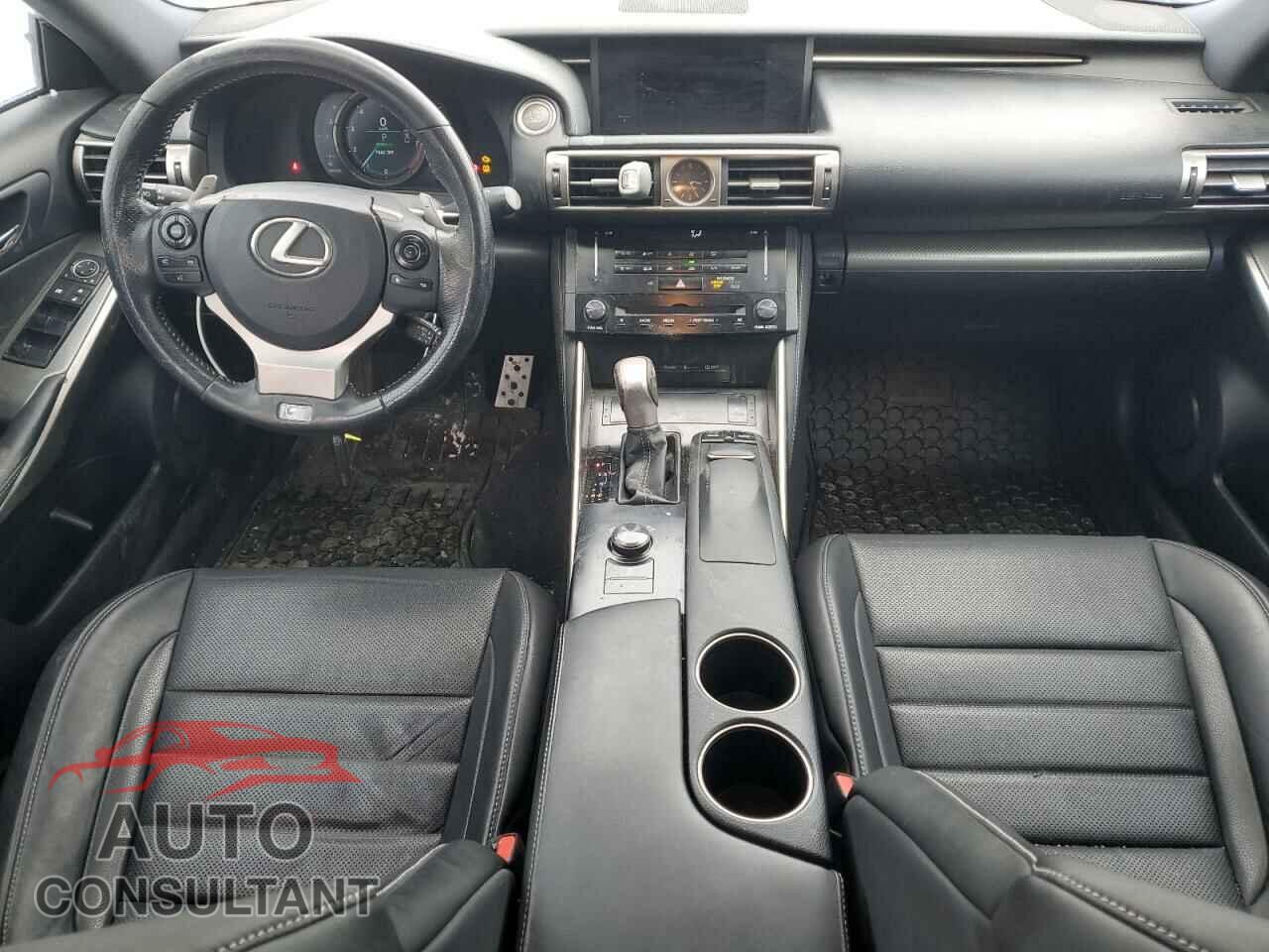 LEXUS IS 2014 - JTHCF1D20E5002420