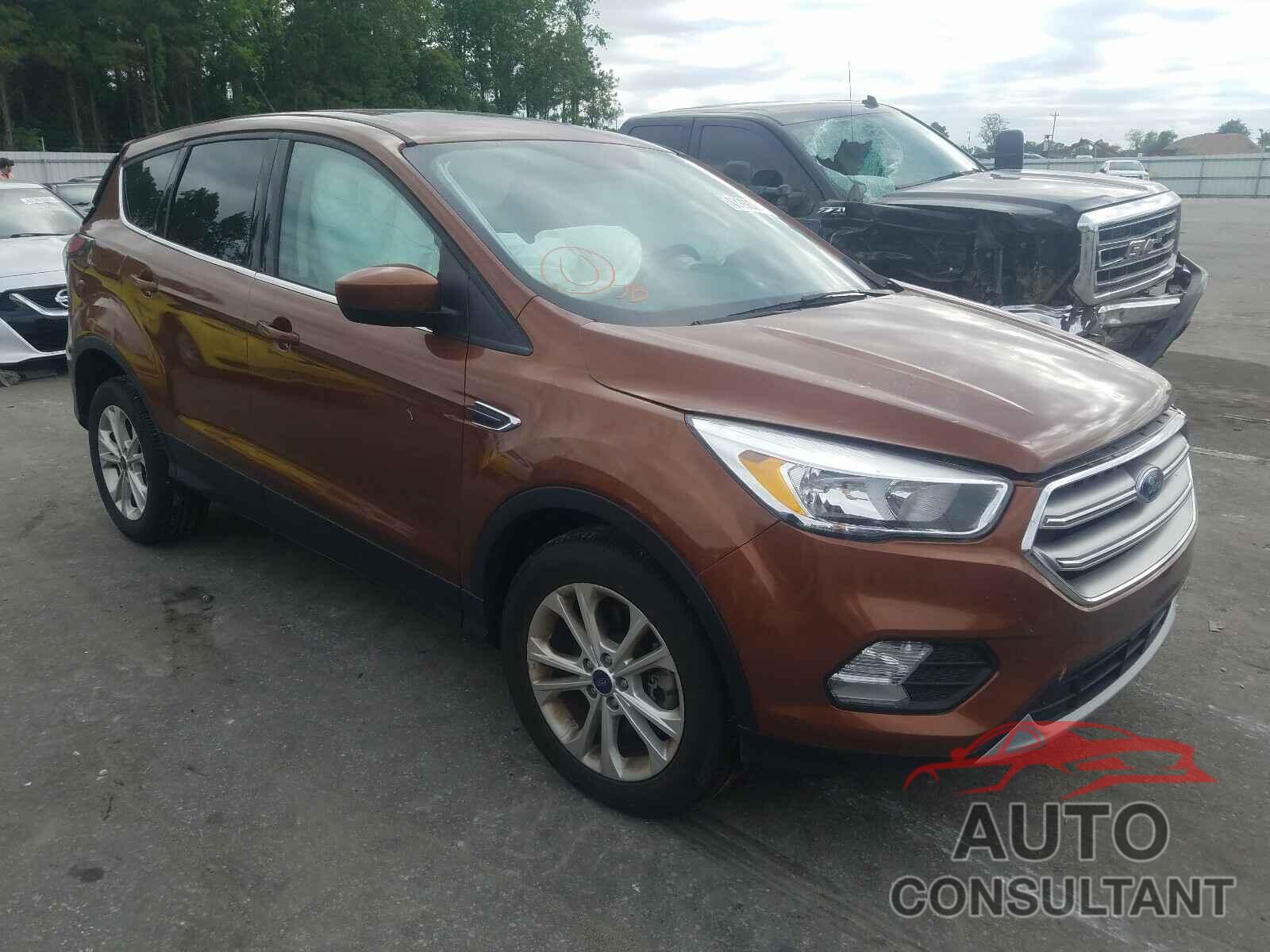 FORD ESCAPE 2017 - 1FMCU0G97HUB04863