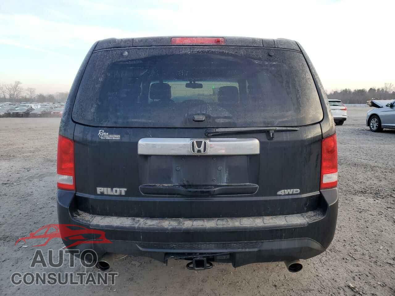 HONDA PILOT 2014 - 5FNYF4H52EB005721
