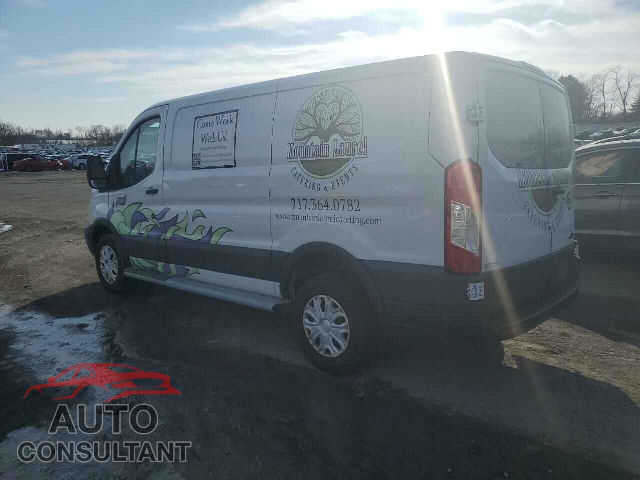 FORD TRANSIT 2018 - 1FTYR1YM2JKB17297