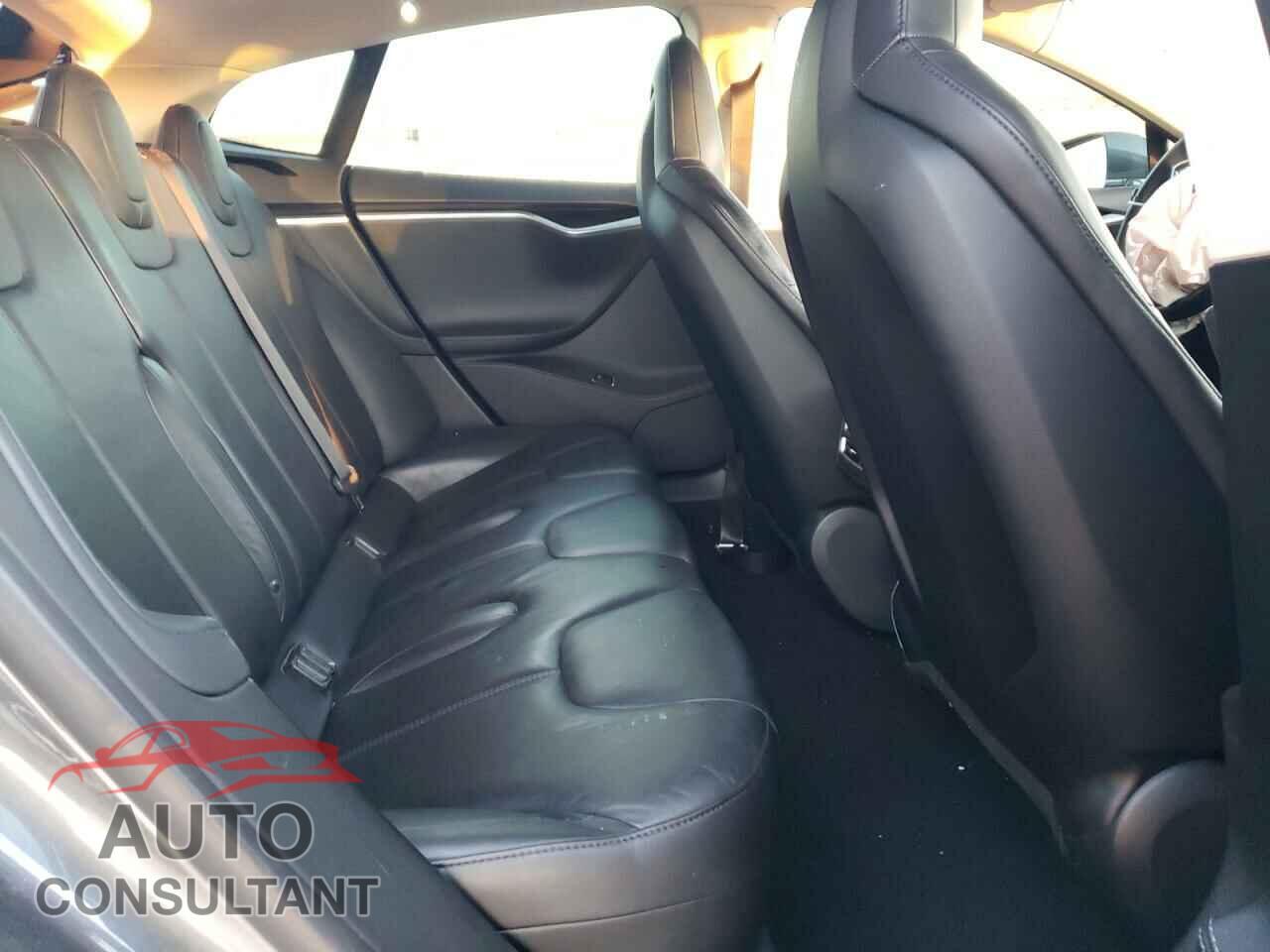 TESLA MODEL S 2014 - 5YJSA1H12EFP49982