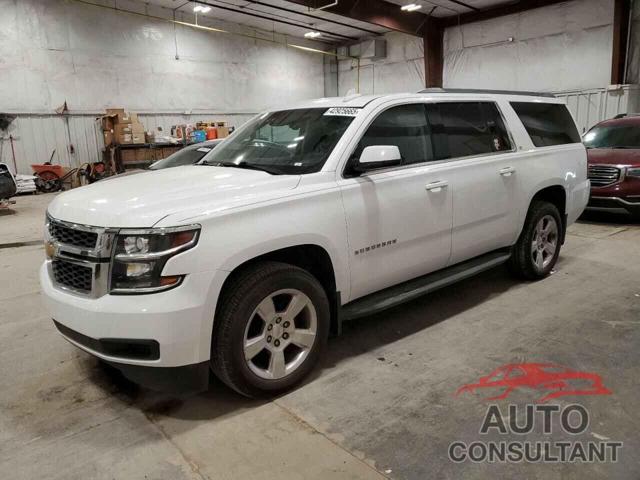 CHEVROLET SUBURBAN 2016 - 1GNSKHKC4GR102858