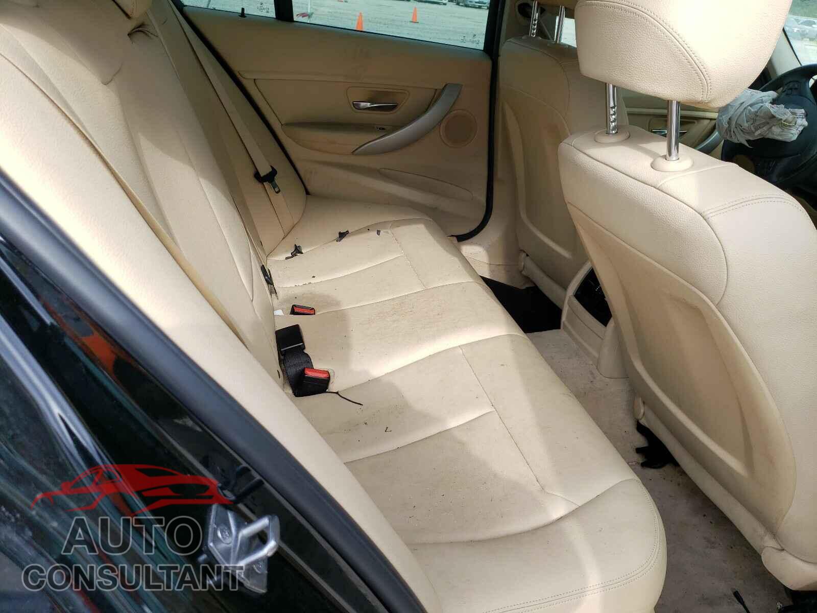 BMW 3 SERIES 2016 - WBA8E1G58GNU12172