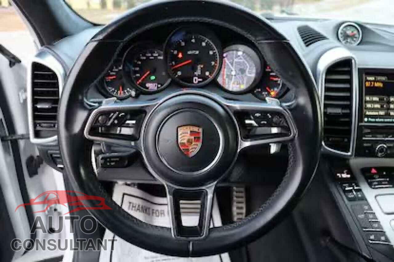 PORSCHE CAYENNE 2016 - WP1AD2A24GLA75845