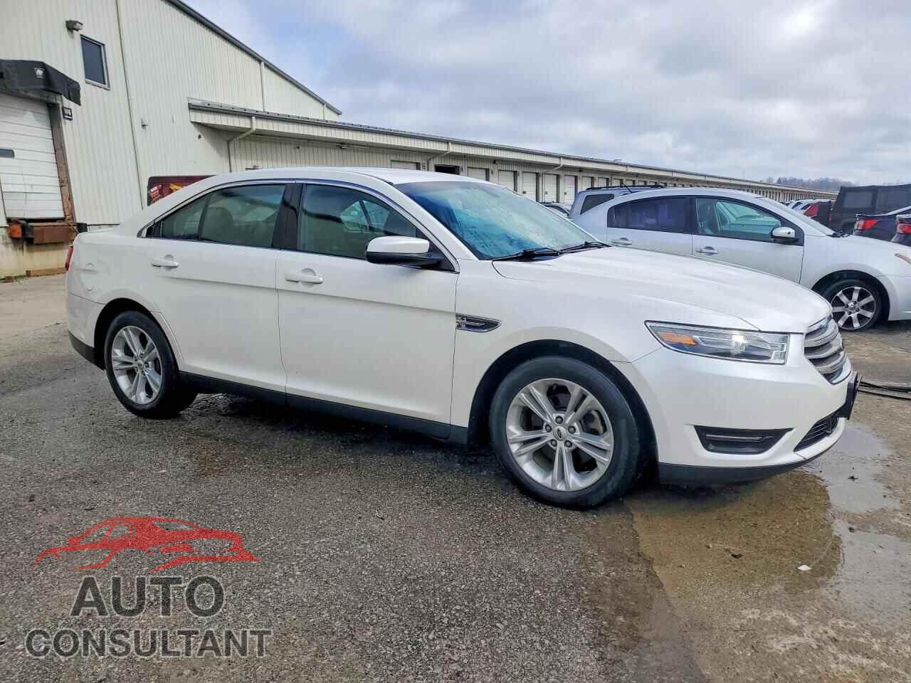FORD TAURUS 2015 - 1FAHP2H86FG208667