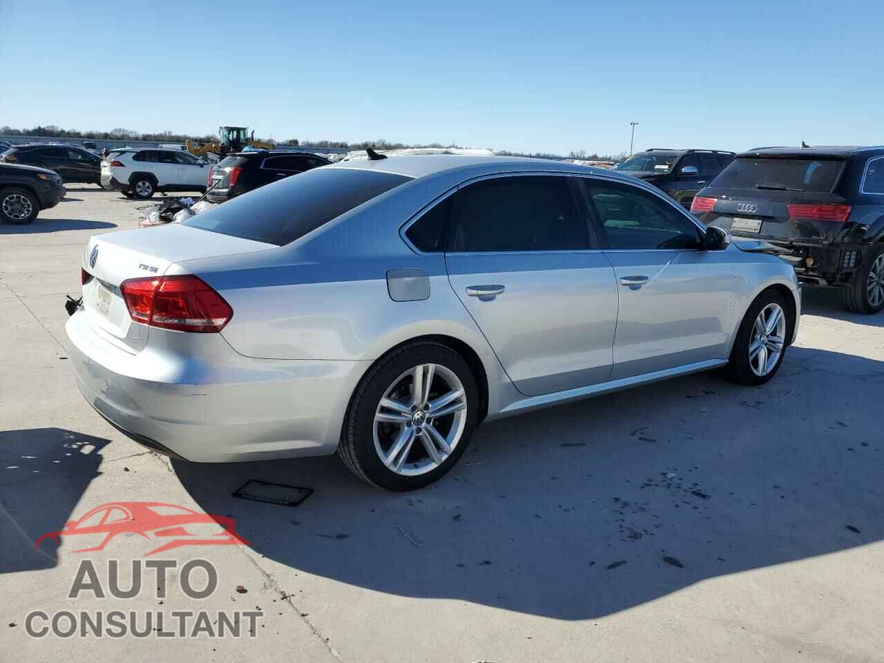 VOLKSWAGEN PASSAT 2014 - 1VWBS7A35EC108752