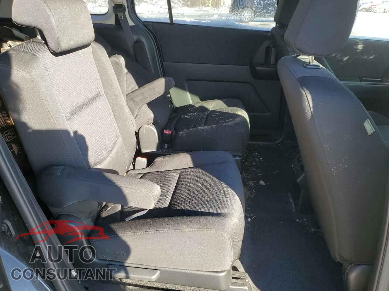 MAZDA 5 2010 - JM1CR2WL2A0373316