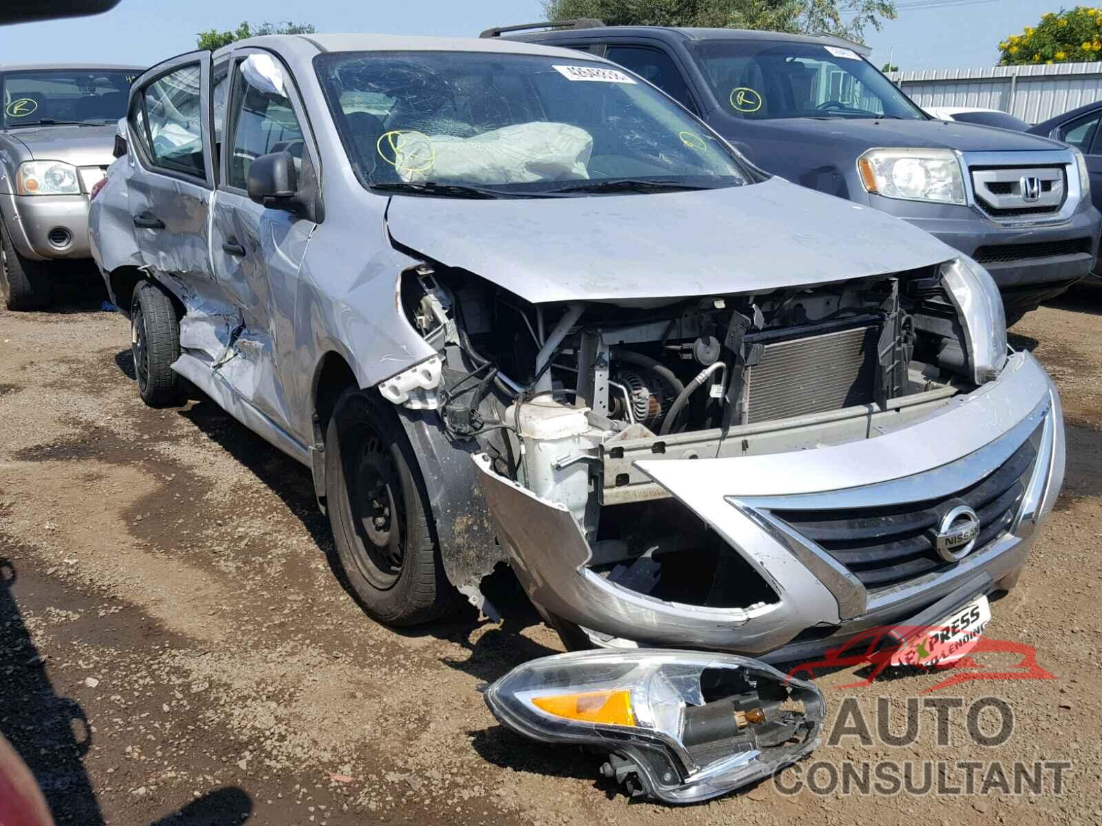NISSAN VERSA 2015 - 3N1CN7AP1FL809475