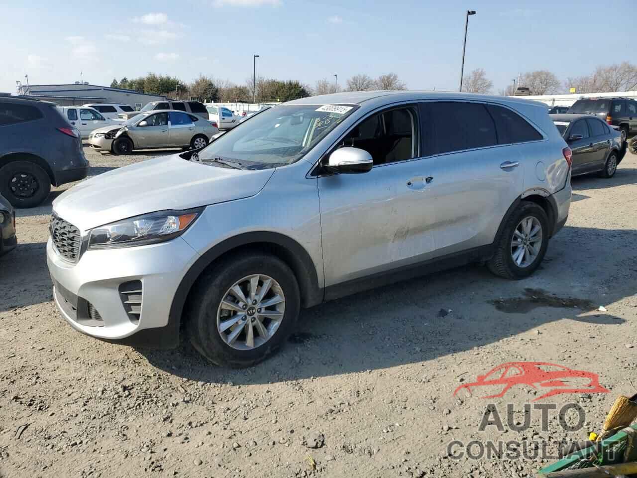 KIA SORENTO 2019 - 5XYPG4A59KG490009