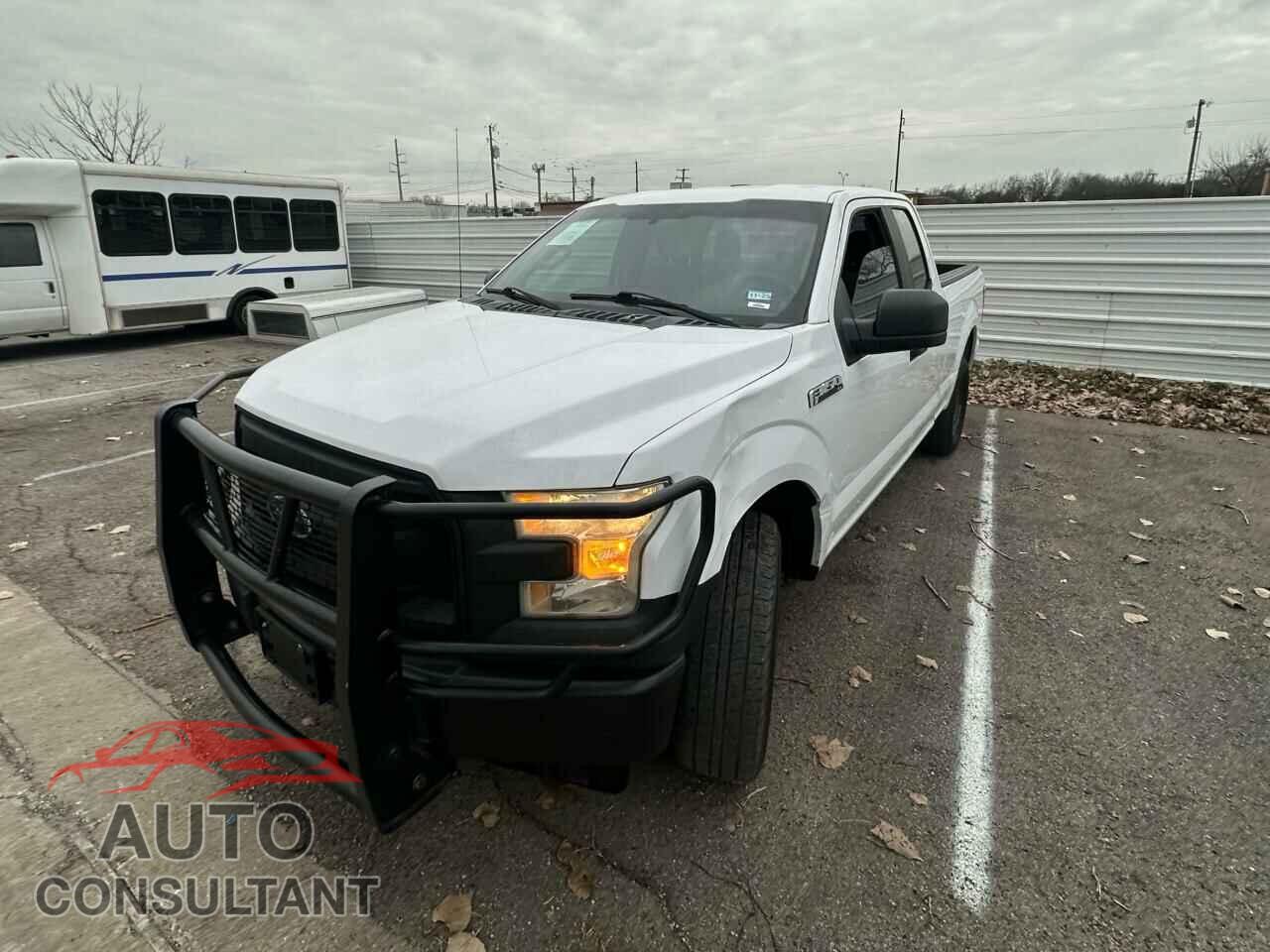 FORD F-150 2017 - 1FTFX1EF7HKC07686