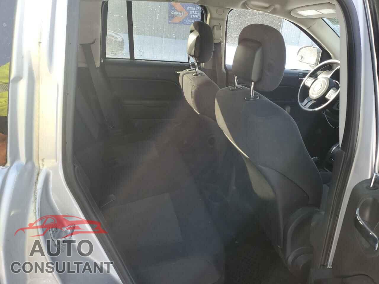 JEEP COMPASS 2011 - 1J4NF4FB3BD256398