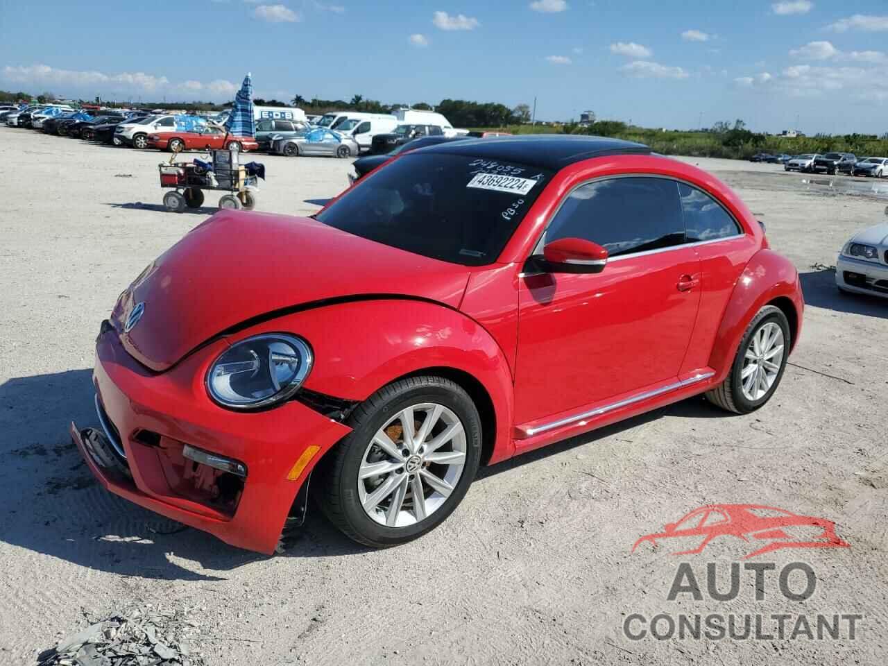 VOLKSWAGEN BEETLE 2019 - 3VWJD7AT6KM712097