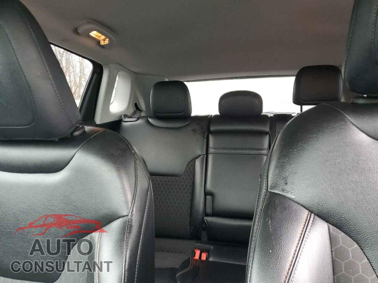 JEEP COMPASS 2018 - 3C4NJDBB6JT147355