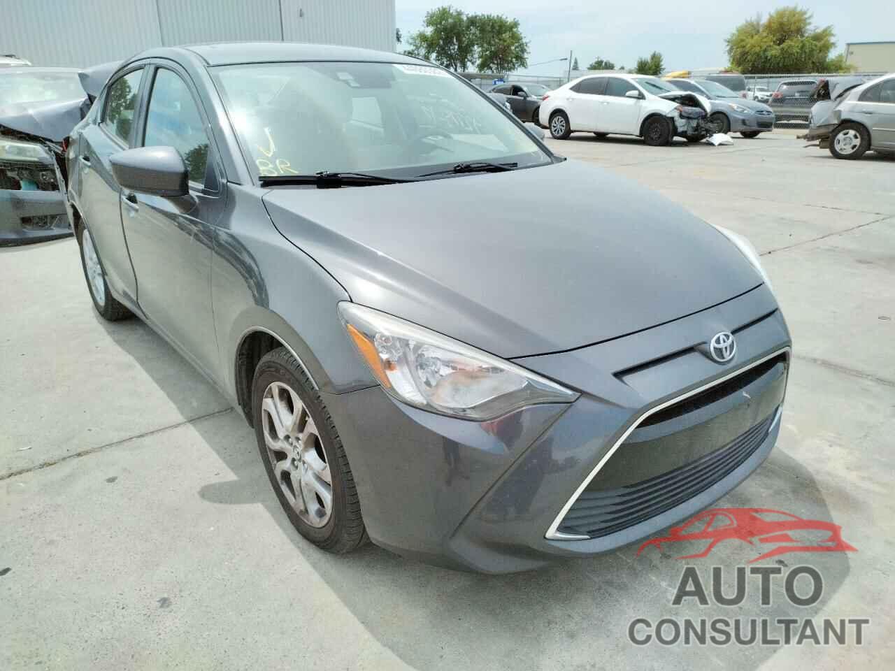 TOYOTA YARIS 2017 - 3MYDLBYV7HY188801