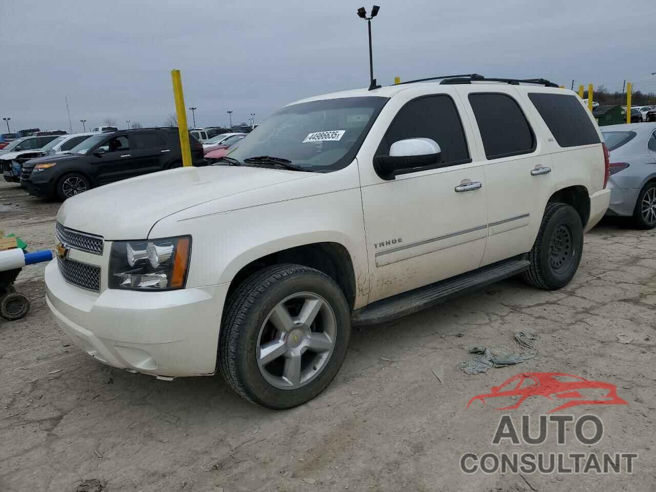CHEVROLET TAHOE 2013 - 1GNSKCE07DR328599