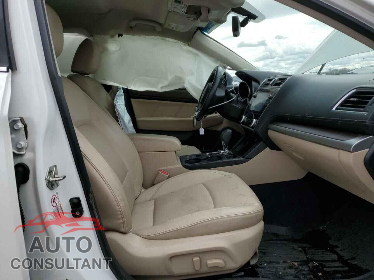 SUBARU OUTBACK 2019 - 4S4BSAJC2K3272080