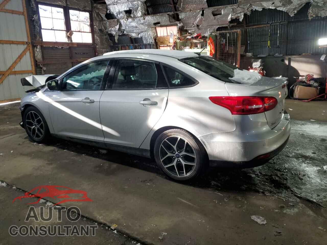 FORD FOCUS 2018 - 1FADP3H25JL233933