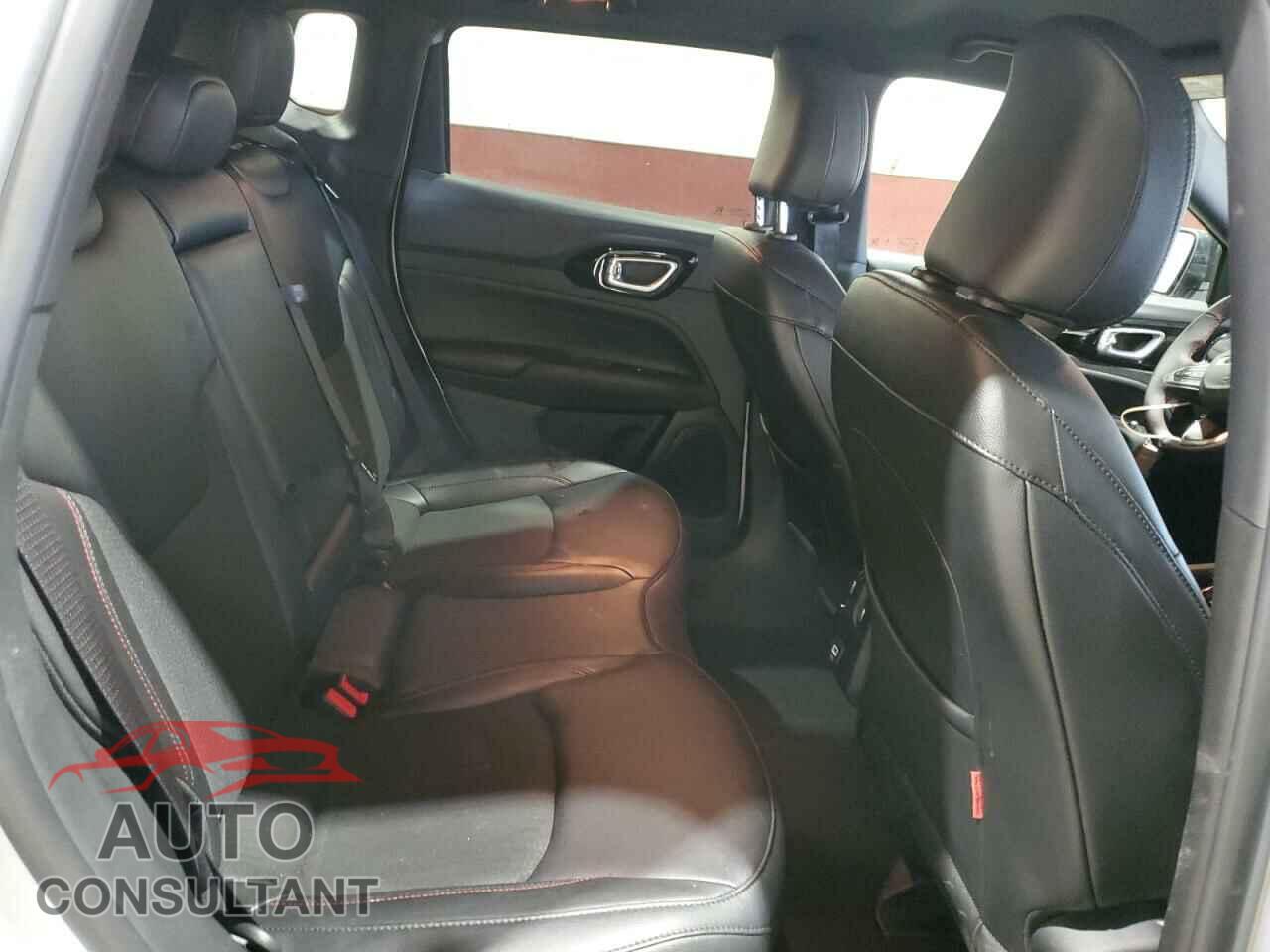 JEEP COMPASS 2024 - 3C4NJDDN0RT149606