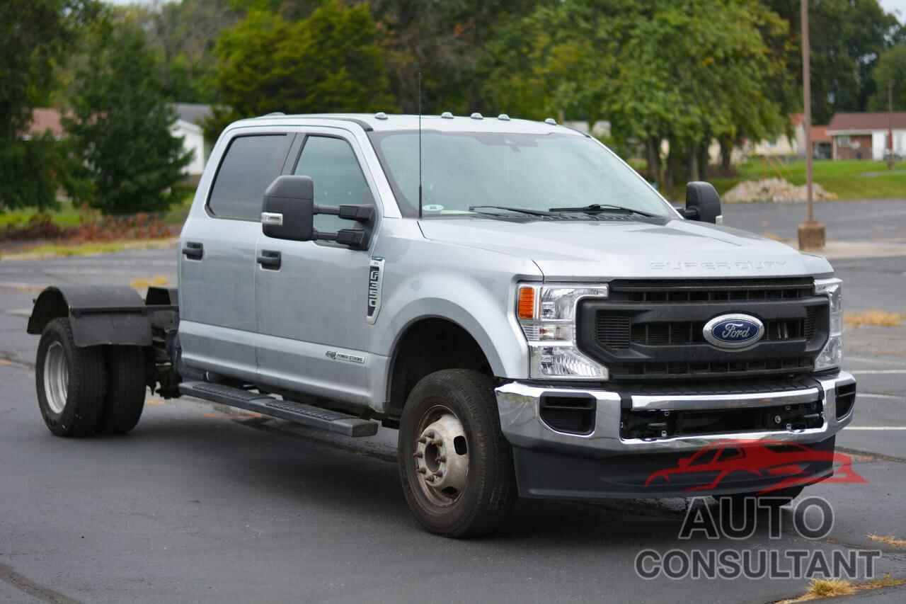 FORD F350 2022 - 1FD8W3HT4NEC54351