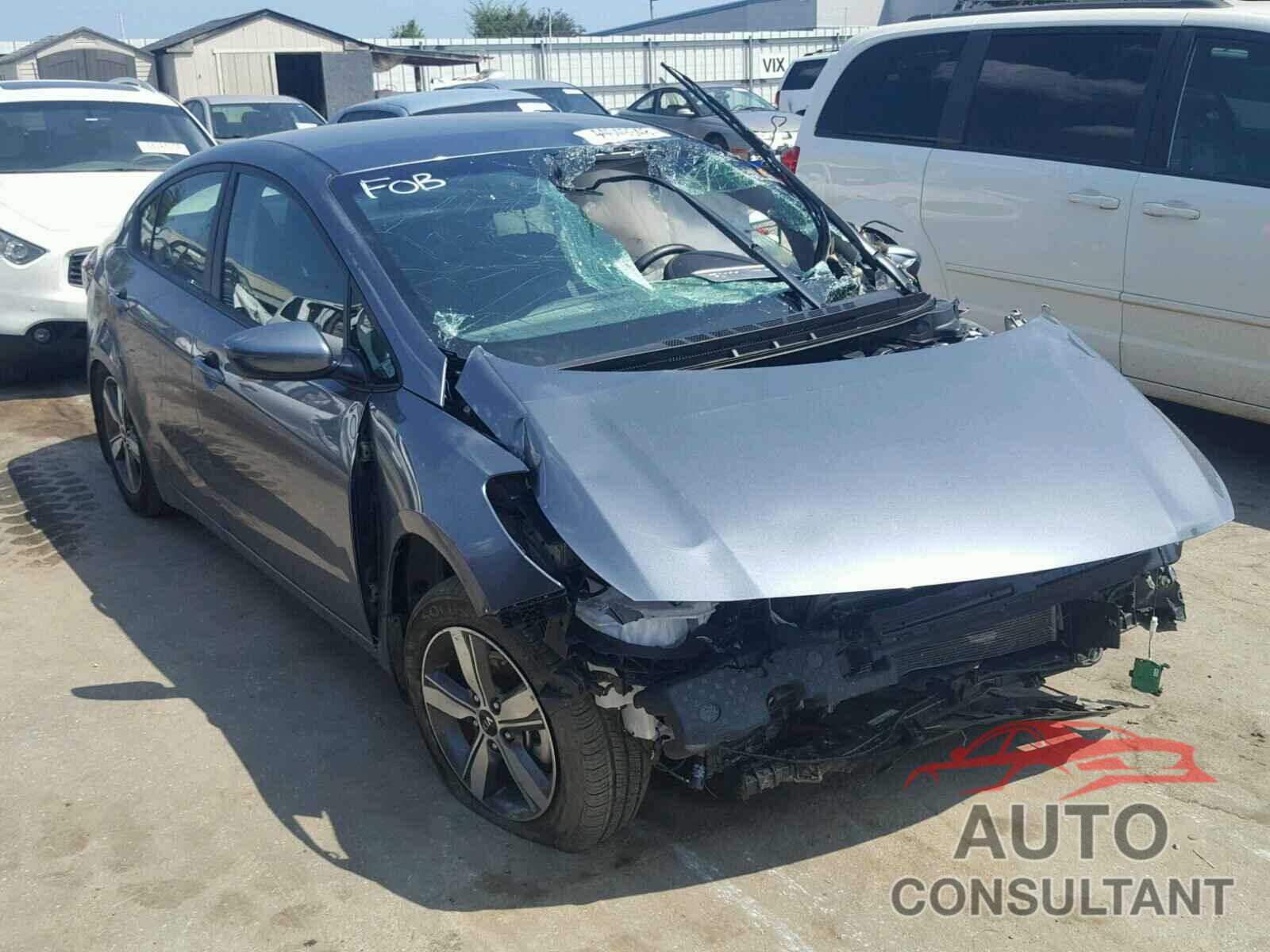 KIA FORTE 2018 - 3KPFL4A73JE202117