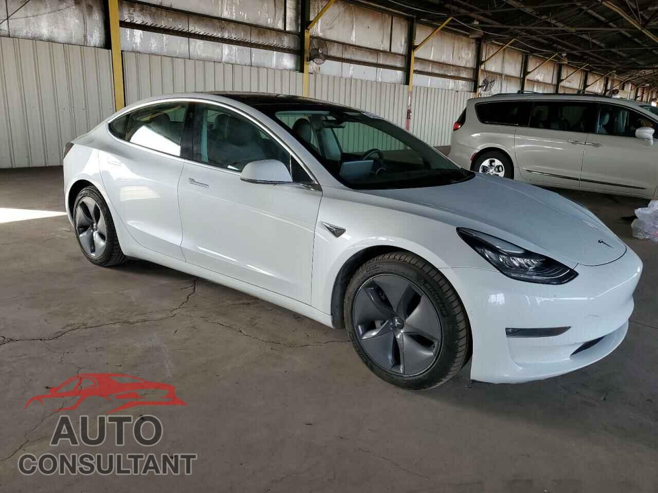 TESLA MODEL 3 2020 - 5YJ3E1EB5LF800944