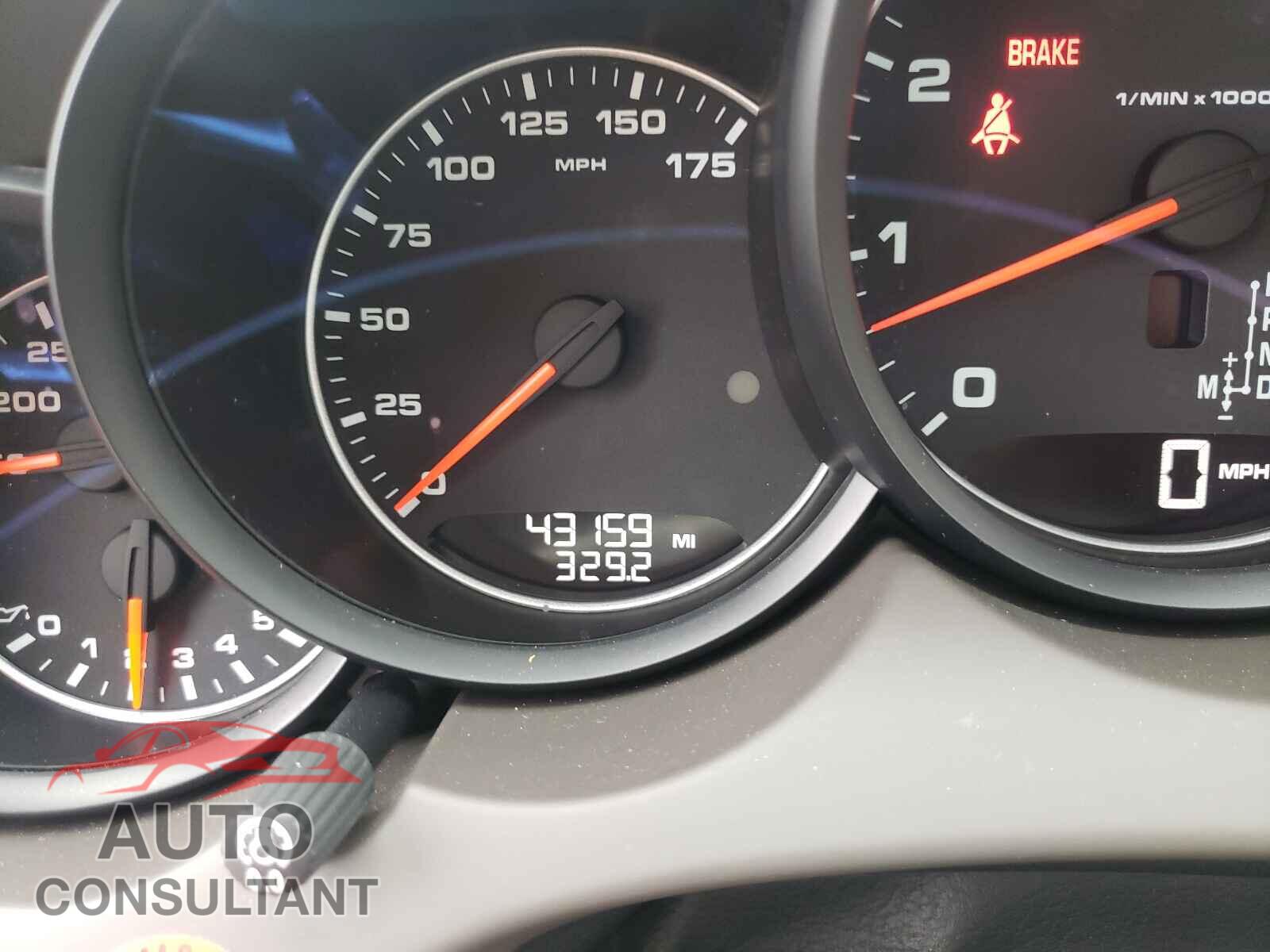 PORSCHE CAYENNE 2017 - WP1AA2A20HKA80699
