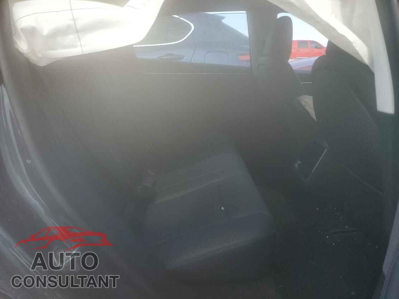 TESLA MODEL 3 2024 - 5YJ3E1EA2RF717150