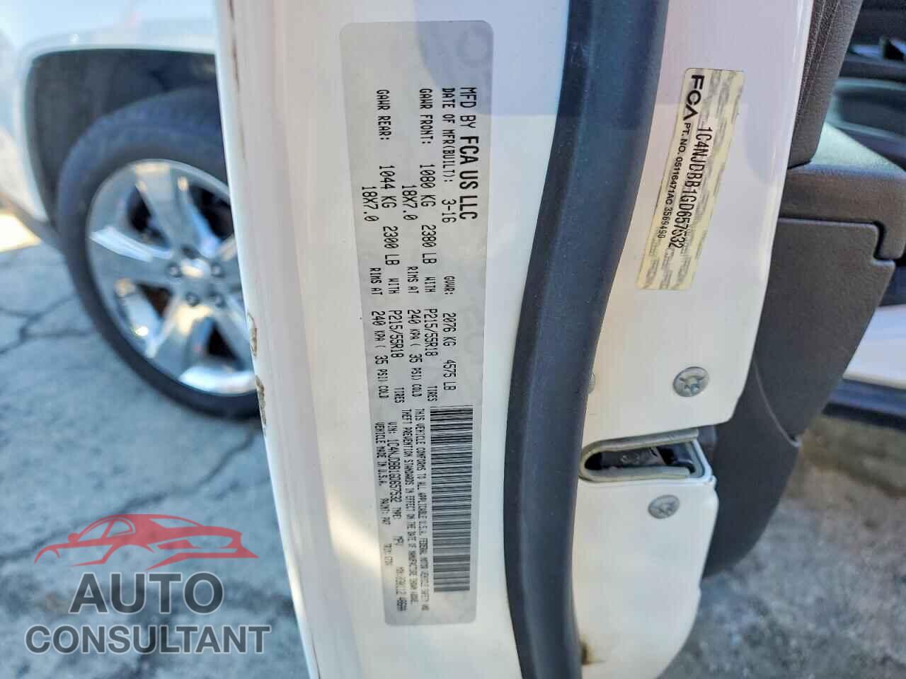 JEEP COMPASS 2016 - 1C4NJDBB1GD657532