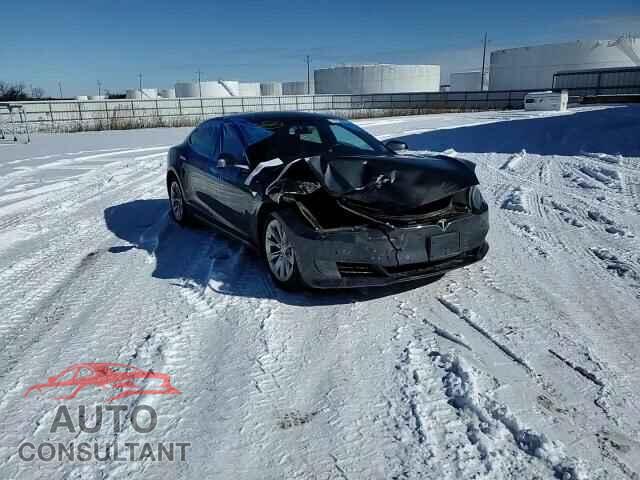 TESLA MODEL S 2017 - 5YJSA1E2XHF197245