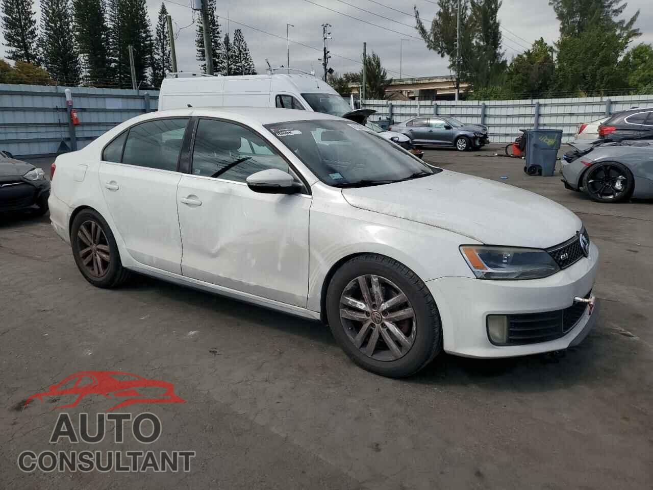 VOLKSWAGEN JETTA 2012 - 3VW5A7AJ9CM382367