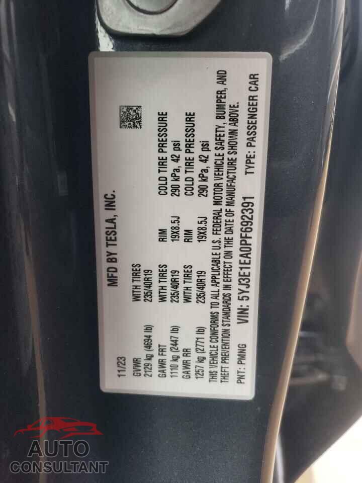 TESLA MODEL 3 2023 - 5YJ3E1EA0PF692391