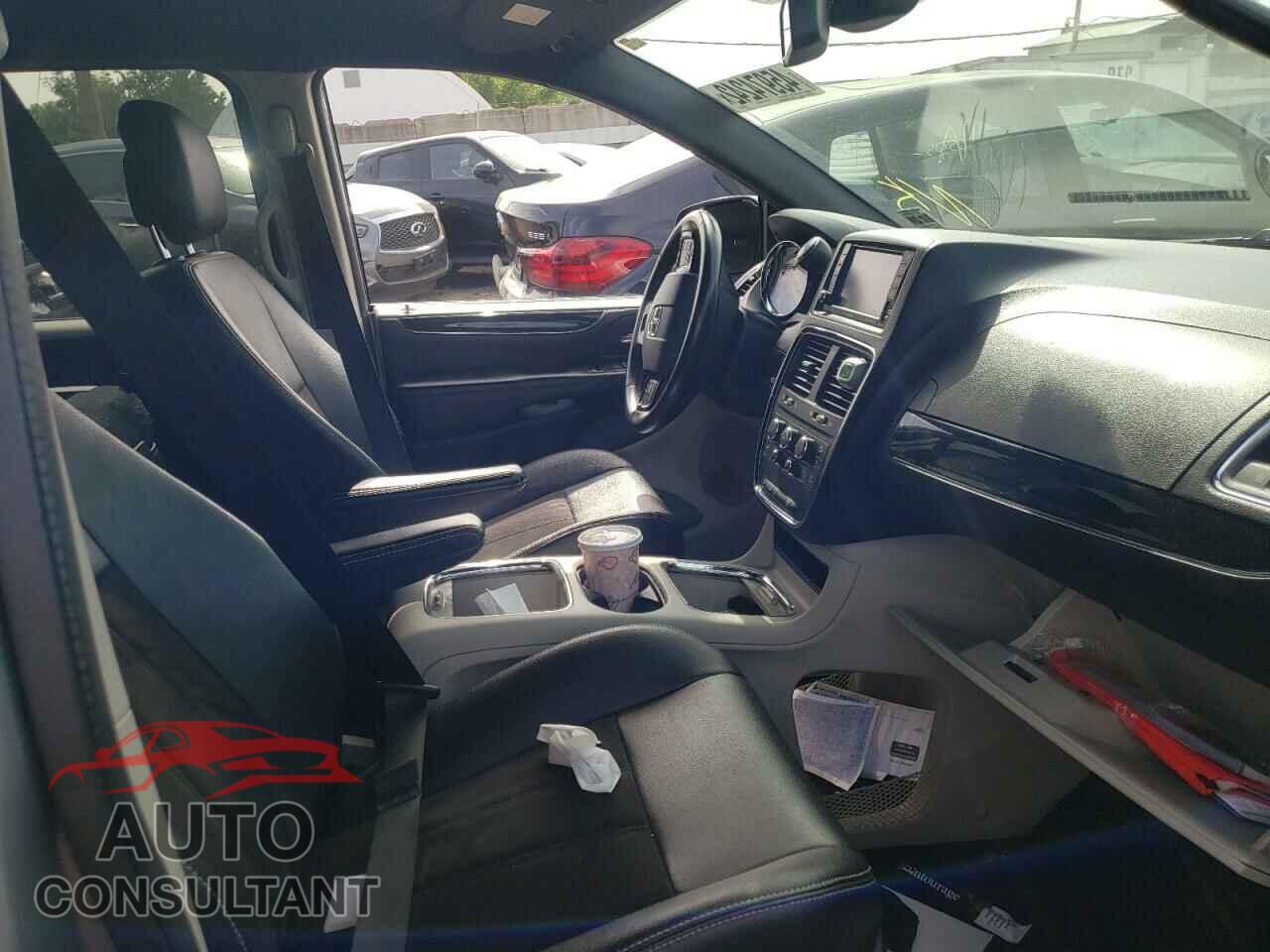 DODGE GRAND CARA 2019 - 2C4RDGCG3KR802421
