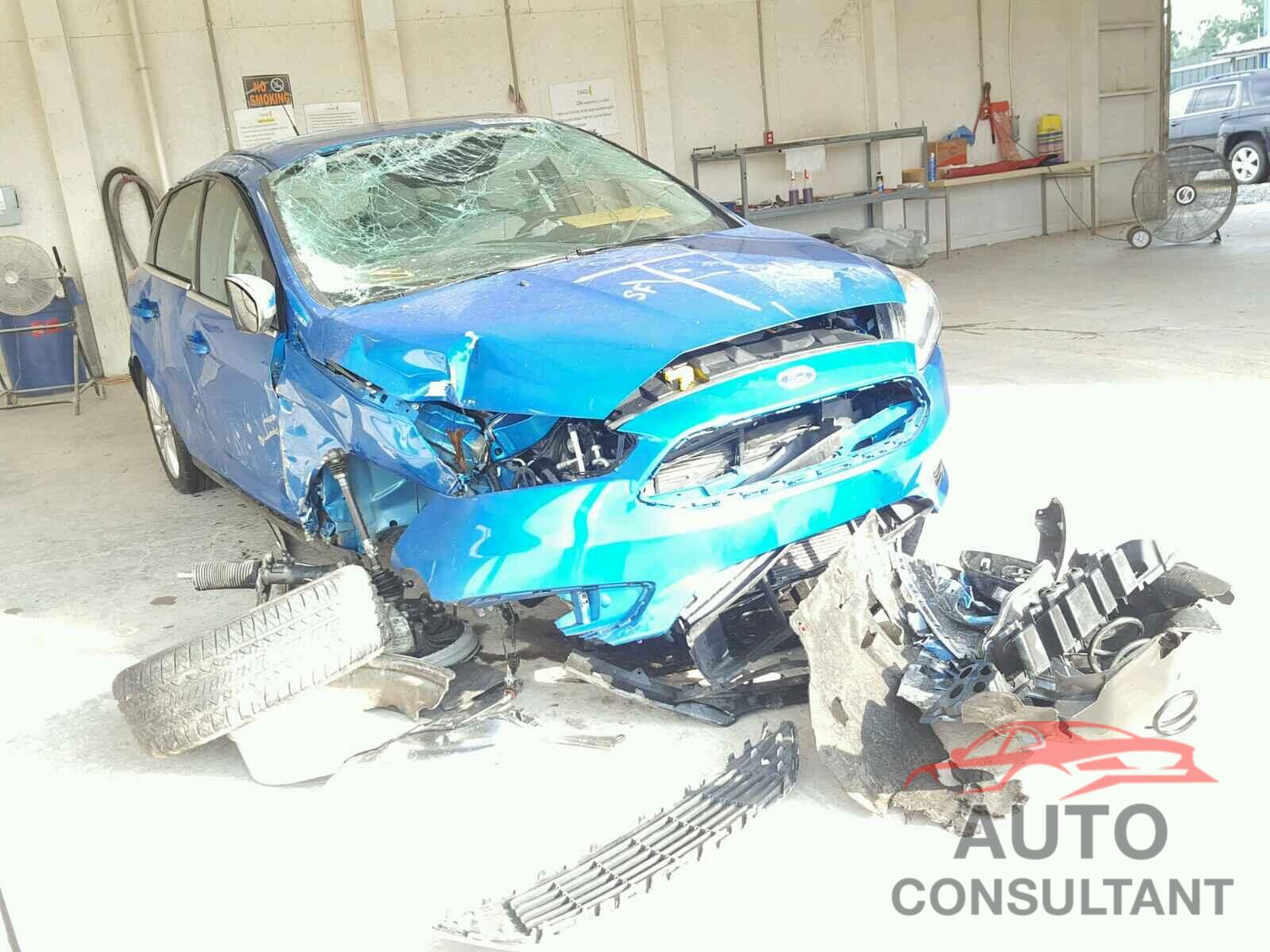 FORD FOCUS 2015 - 1FADP3N25FL360435